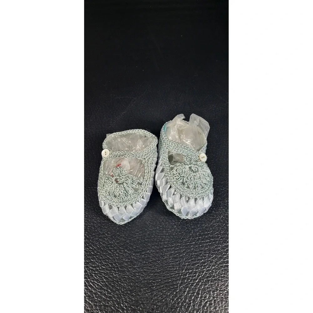 1960s Handmade Baby Mary Jane Moss Stitch BABY BLUE GREAT CONDITION